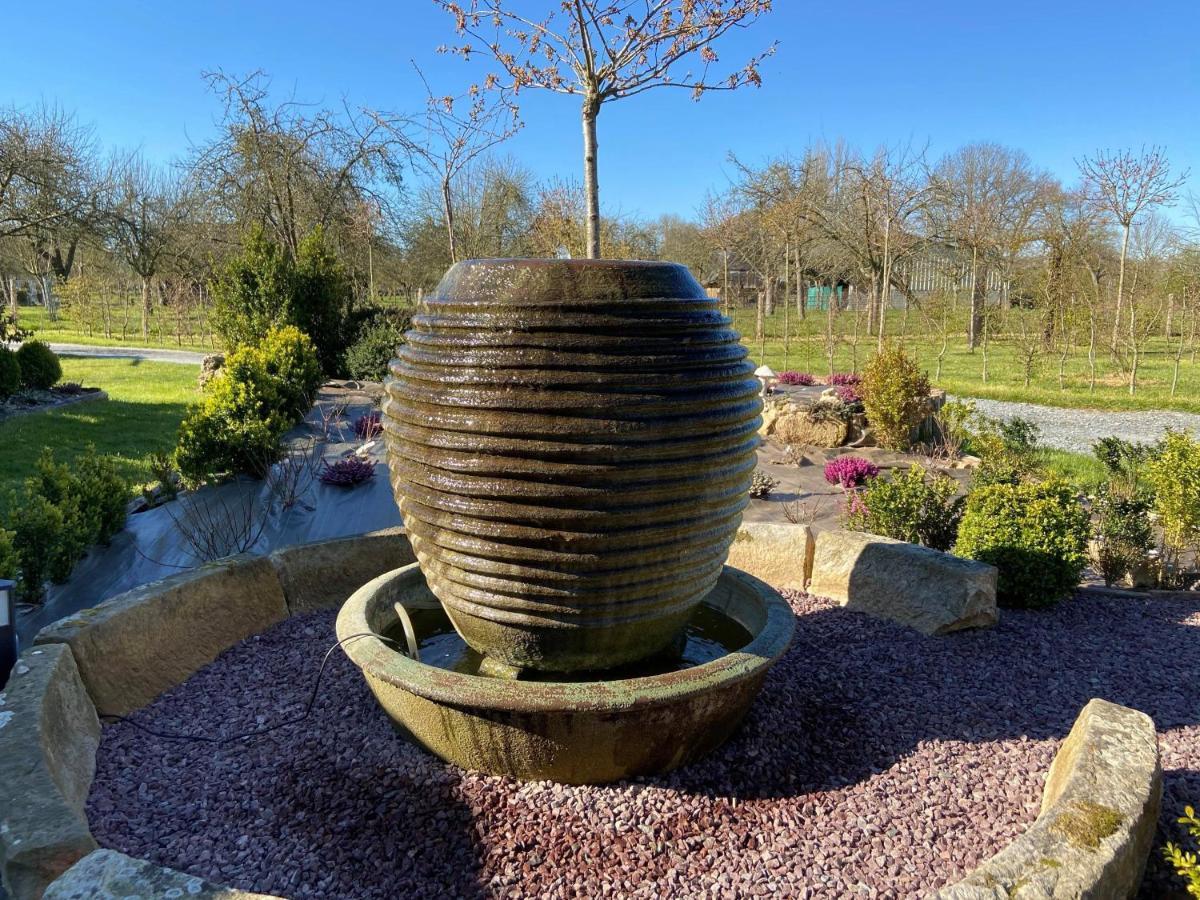 Gite "Cote Jardin" Vannecrocq Esterno foto