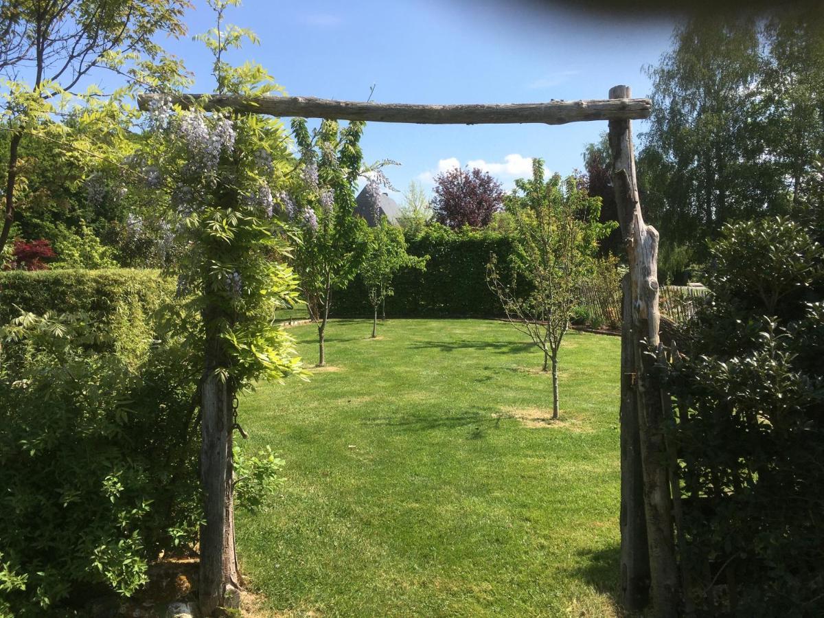Gite "Cote Jardin" Vannecrocq Esterno foto